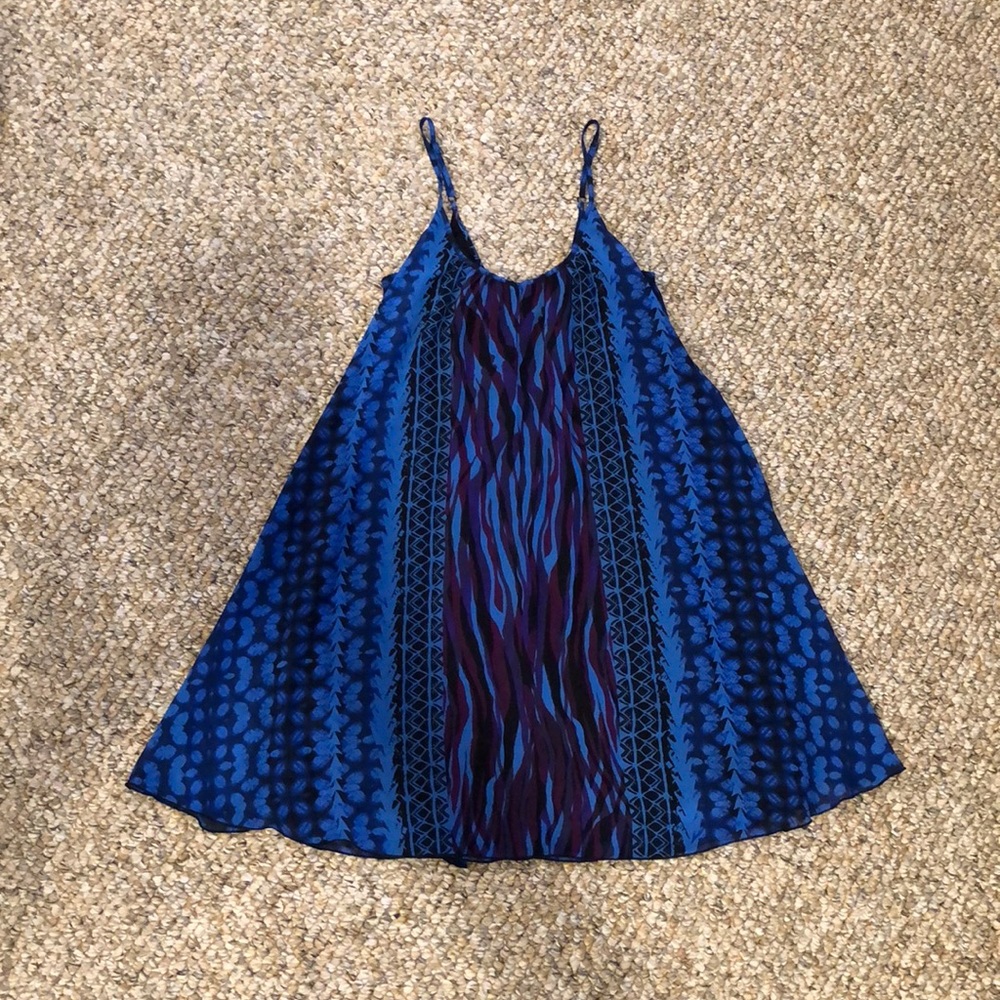 Blue patterned flare dress